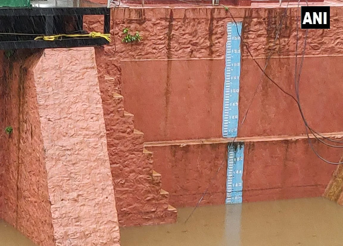Kerala Floods: Supreme Court Orders To Maintain Mullaperiyar Dam Water Level At 139 Feet