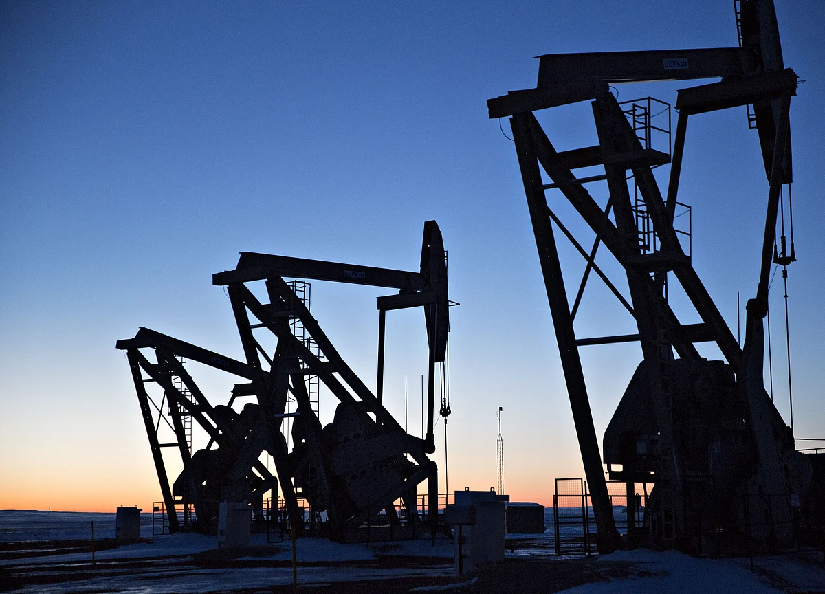 Hedge Funds Unnerved by Trade War Cut Oil Bets to 2-Year Low