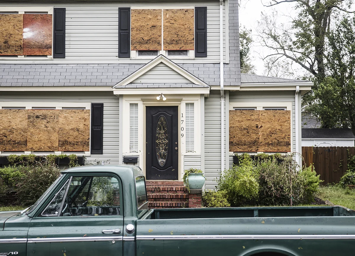 Wells Fargo Wants a Bigger Down Payment on That House in Greenwich