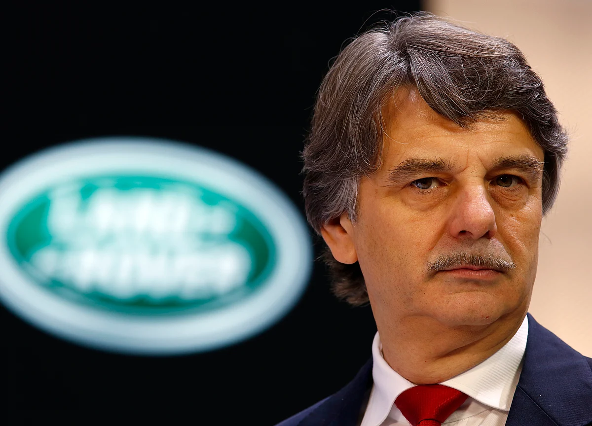 Jaguar Boss Warns Hard Brexit May Cost JLR Thousands of Jobs