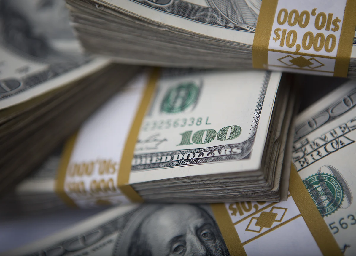 Trillion-Dollar Investors Don’t Mind Billion-Dollar CEO Awards