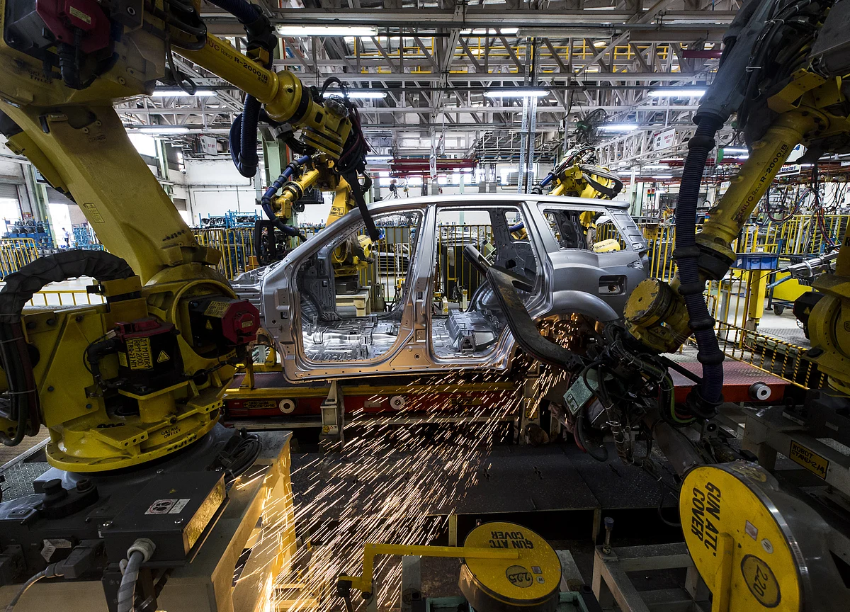 M&M To Invest Rs 650 Crore For 51% Stake In Ford Joint Venture
