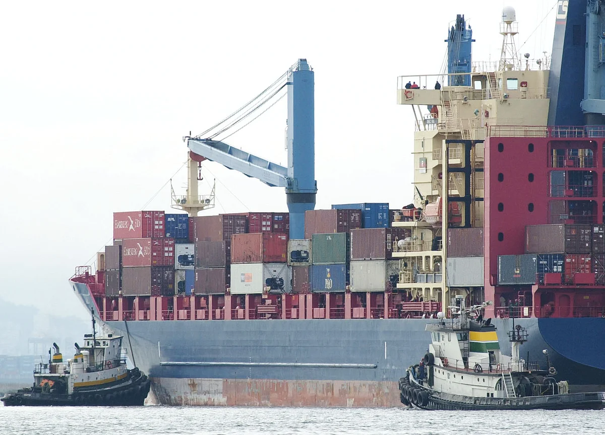 China Races to Get Goods to the U.S. Before Tariffs Hit