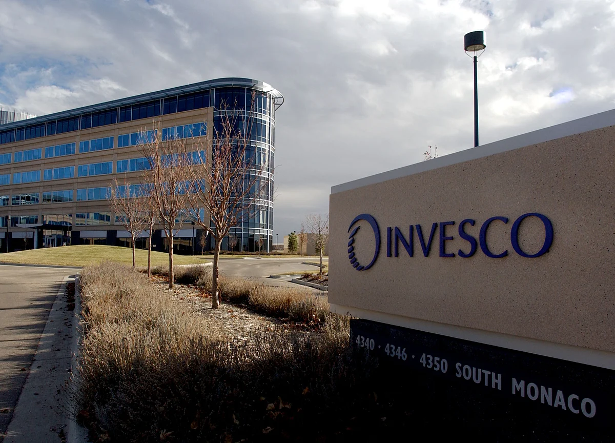 Invesco Is in Talks for Asset Manager OppenheimerFunds