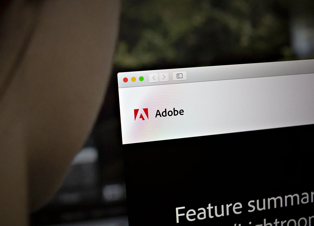 Adobe Gains as Revenue Tops Estimates on Expanded Portfolio