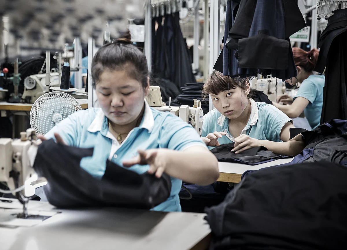 China to Cut Tariffs on Imports Including Machinery, Textiles
