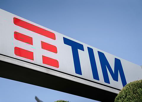 Telecom Italia Fiber Network Telecom Italia Discussing Open Fiber Network Deal