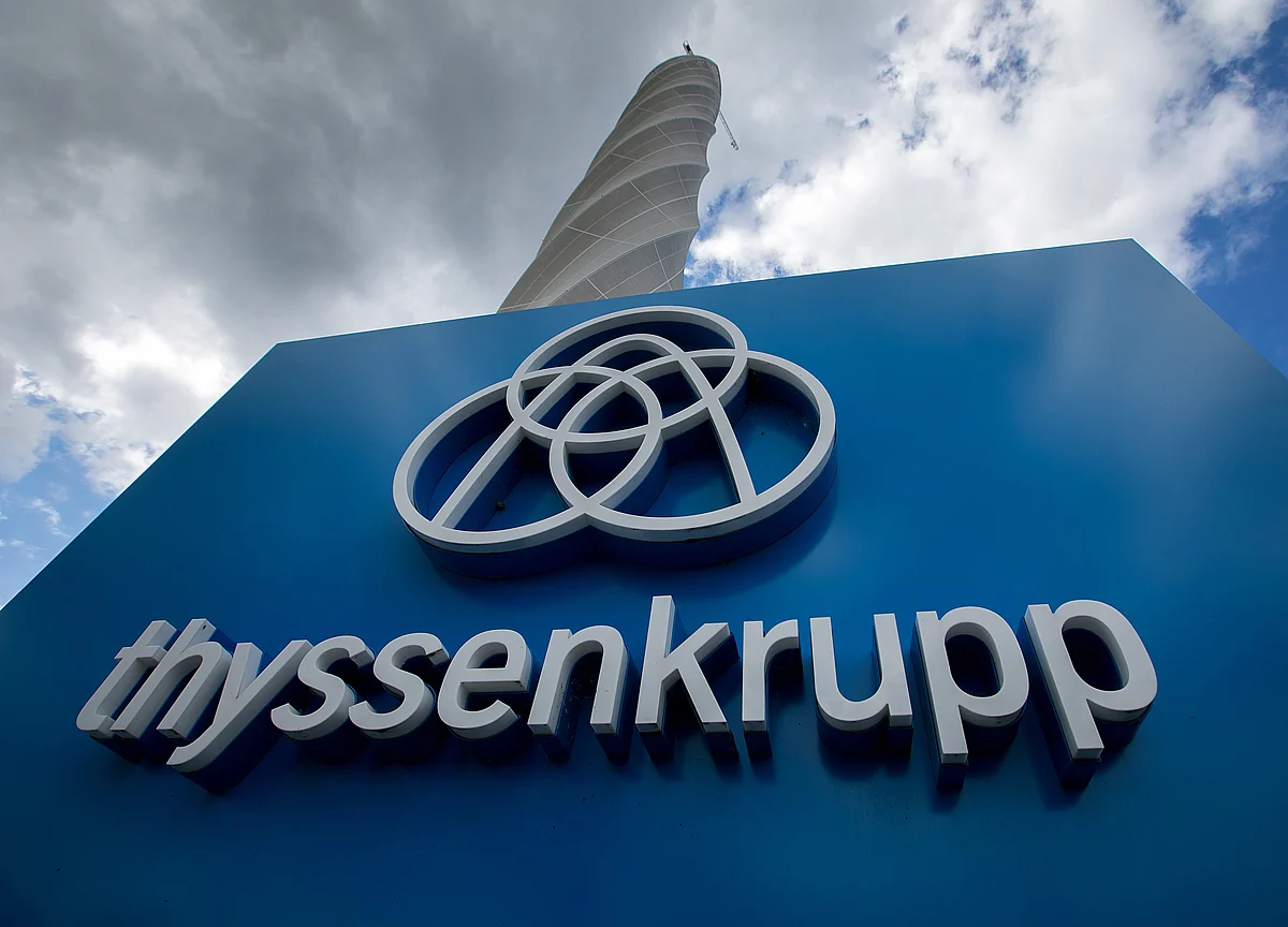 Thyssenkrupp Falls Most in Two Years After Profit Warning