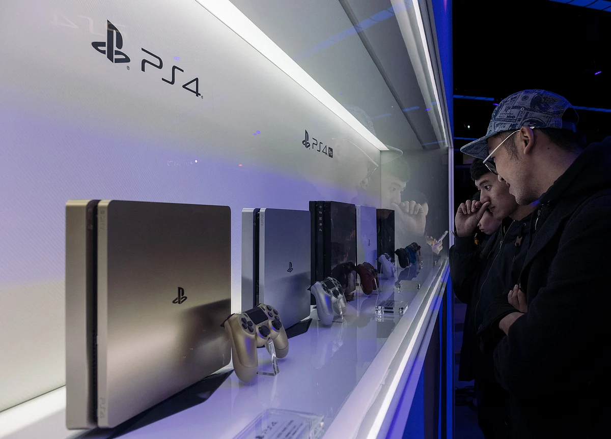 The Cloud-Gaming Battle Is Coming, and Sony Has Its Game Face On