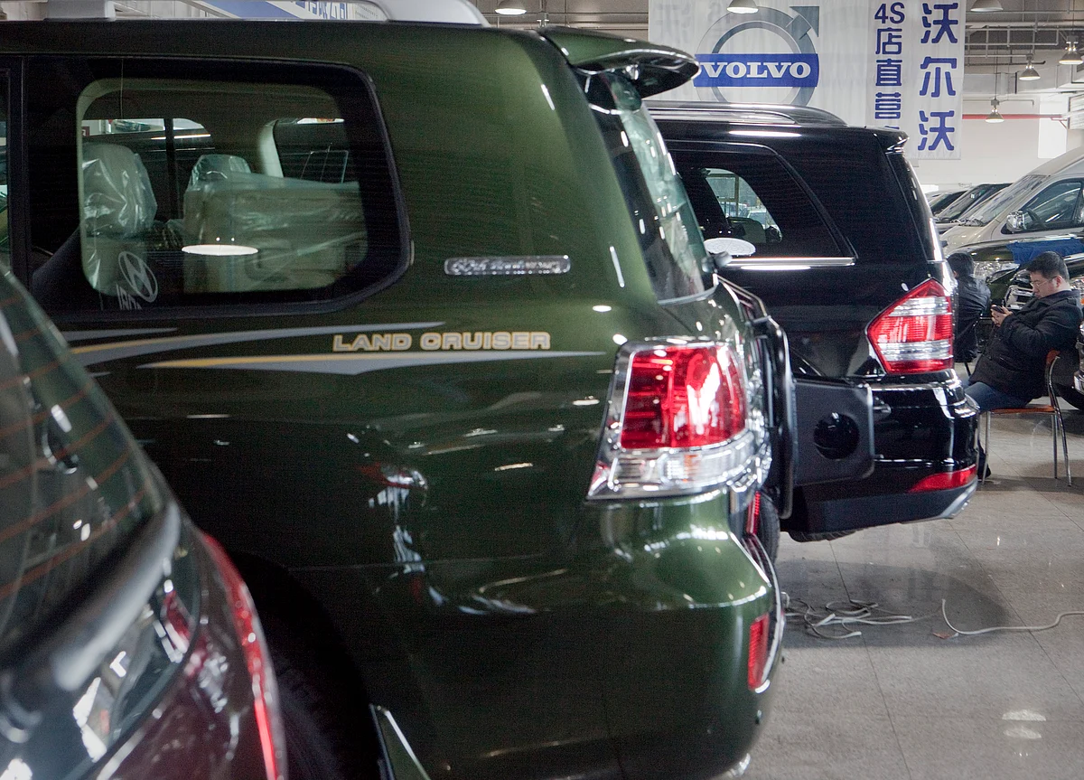 China Regulator to Propose 50% Cut to Car Purchase Tax