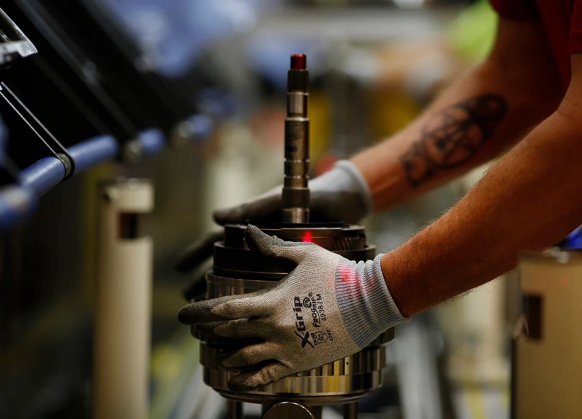 U.S. Factory Output Stalled in March as Auto Production Dropped
