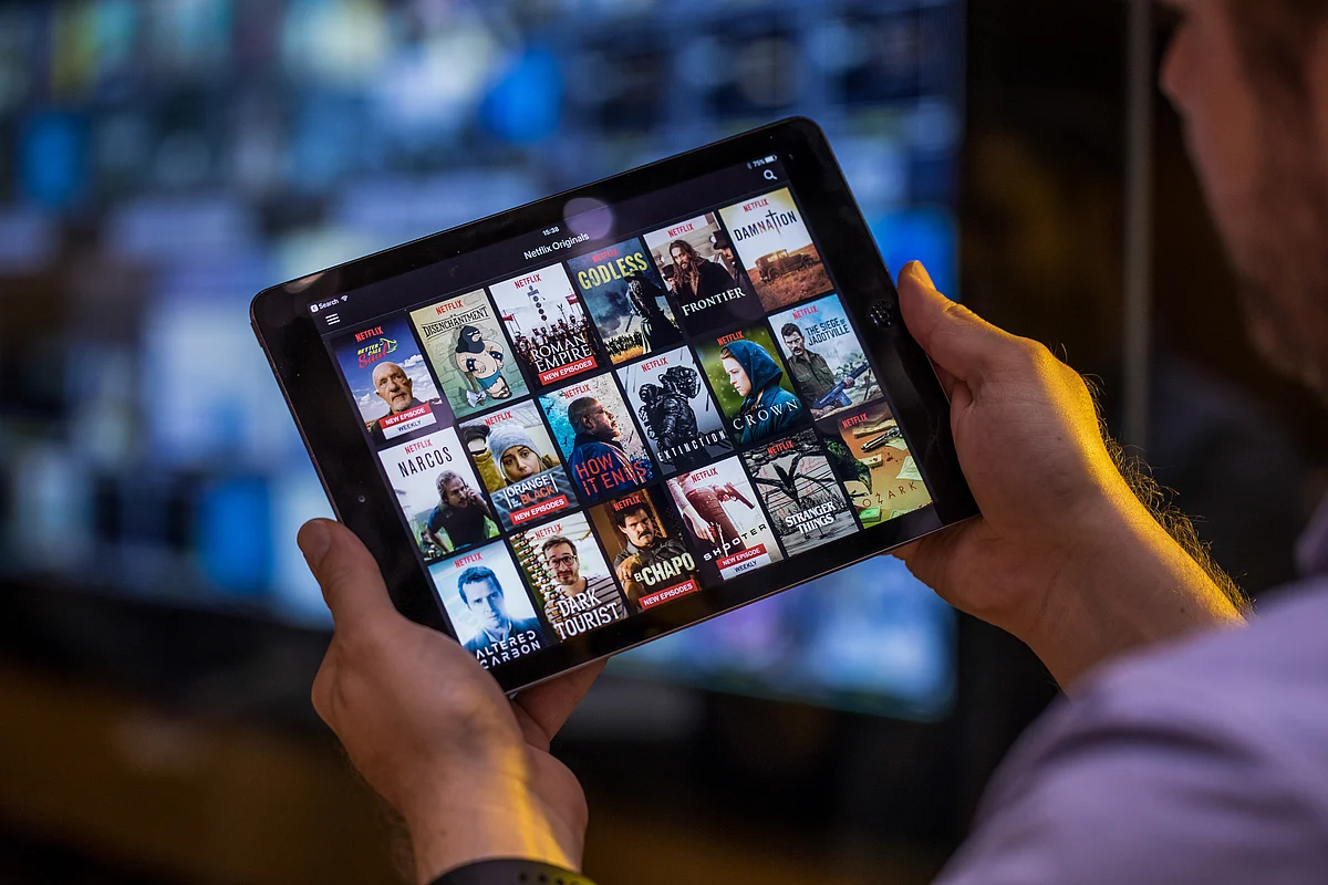 Diller Says Hollywood Risks Getting Overtaken by Amazon, Netflix