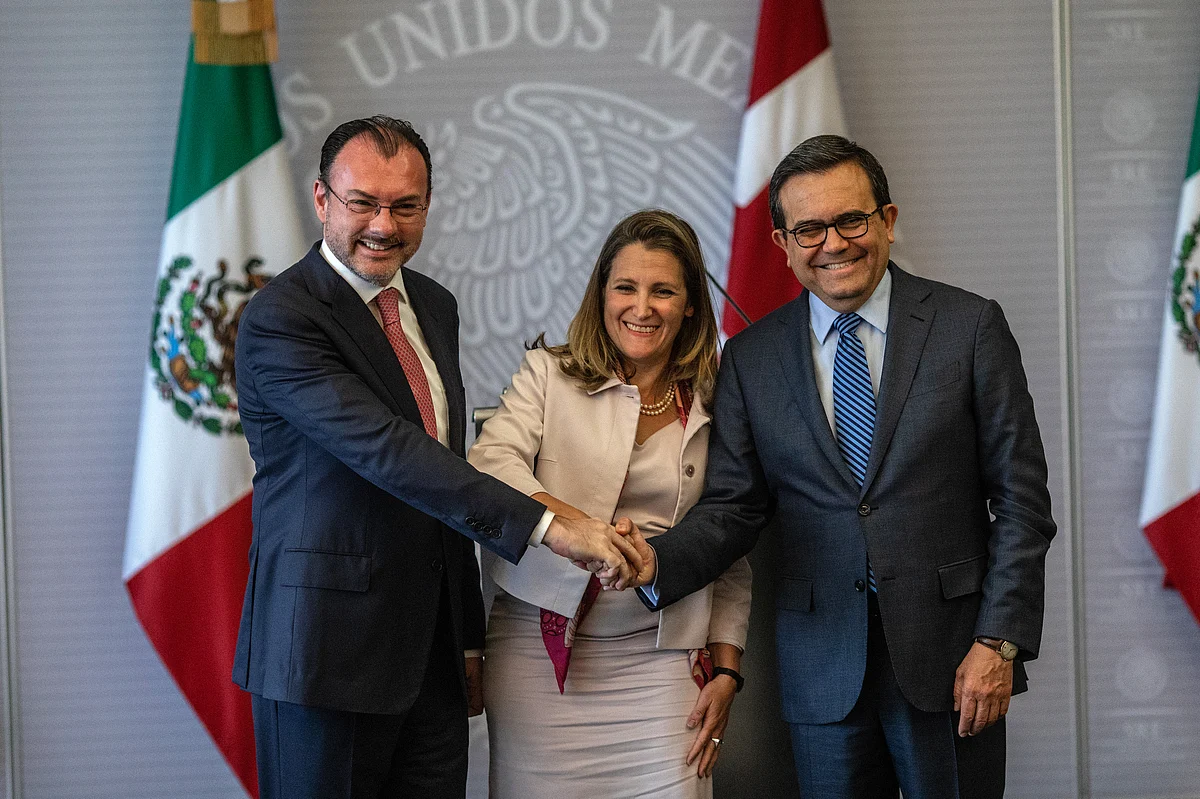 Luis Videgaray, Mexico’s foreign minister, from left, Chrystia Freeland, Canada’s minister of foreign affairs, and Ildefonso Guajardo Villarreal, Mexico’s secretary of economy, during a news conference in Mexico City, on July 25, 2018. (Photographer: Alejandro Cegarra/Bloomberg)