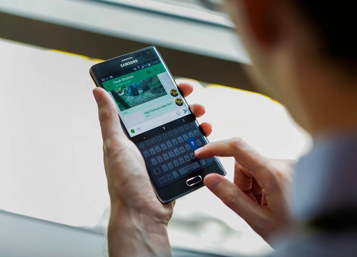 Android Creator Is Building an AI Phone That Texts People for You