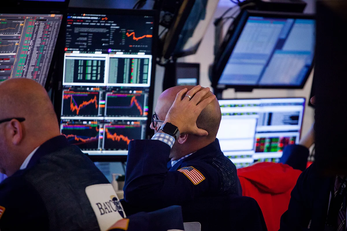 Everything That Goes Wrong When Stocks and Bonds Fall Together