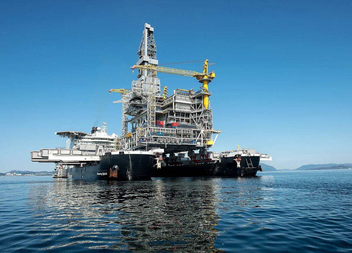 Norway Unexpectedly Withdraws Cash From Massive Wealth Fund