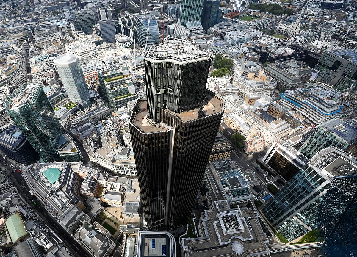 M&A Dealmakers Are Getting Spooked by Global Tensions