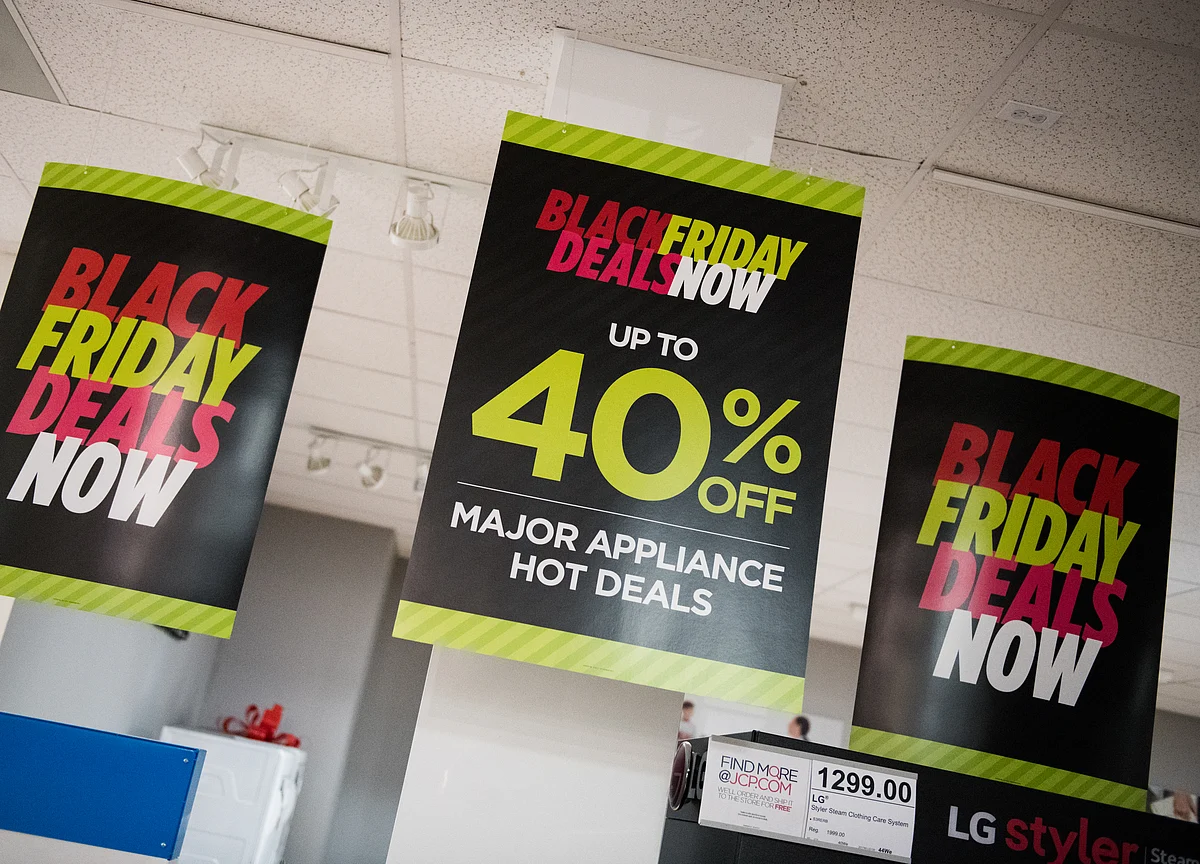 Nordstrom, Walmart See Web Sales Surge Ahead of Black Friday