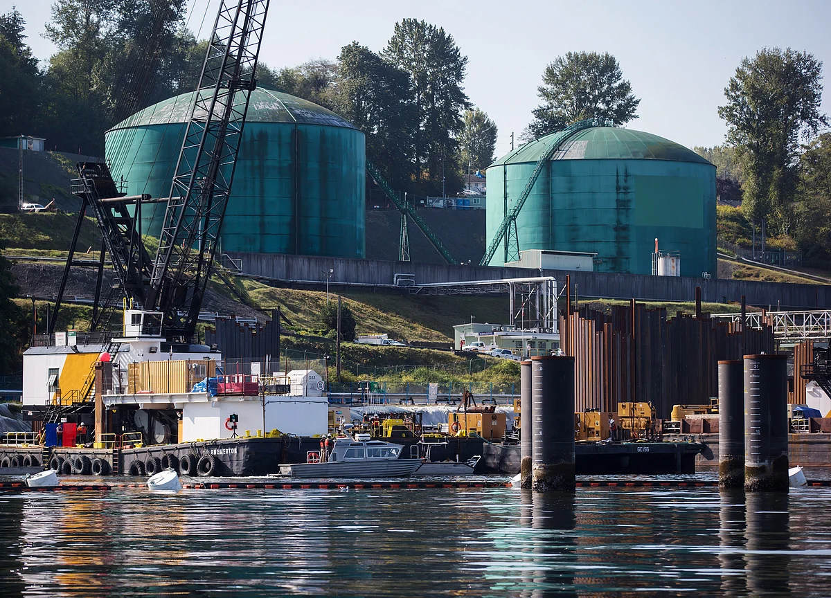 China Awaits Trans Mountain as Canadian Pipeline Saga Drags On