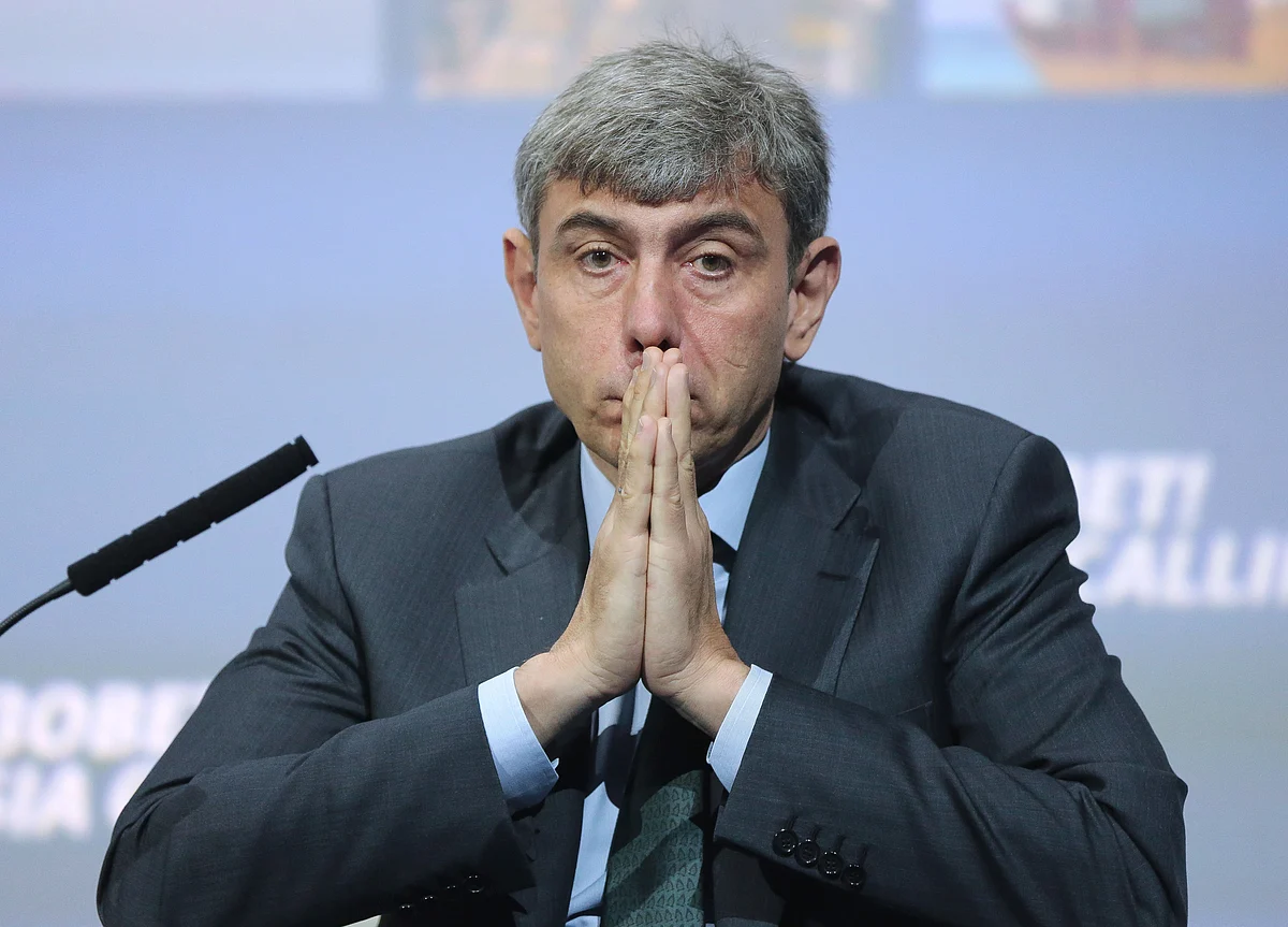 Retail Titan Loses $10 Billion But at Least He Still Has Soccer