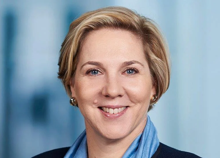 Tesla’s Insider Chairwoman Stirs Doubts on Musk Being Reined In