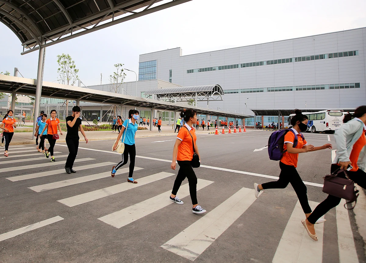 Samsung Apologises Over Sicknesses, Deaths Of Some Workers