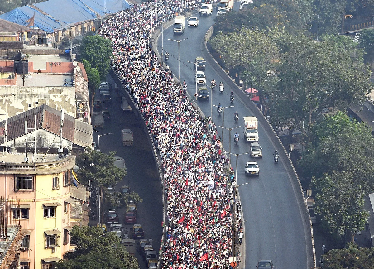 Maharashtra Chief Minister Says Land Rights Claims Will Be Settled