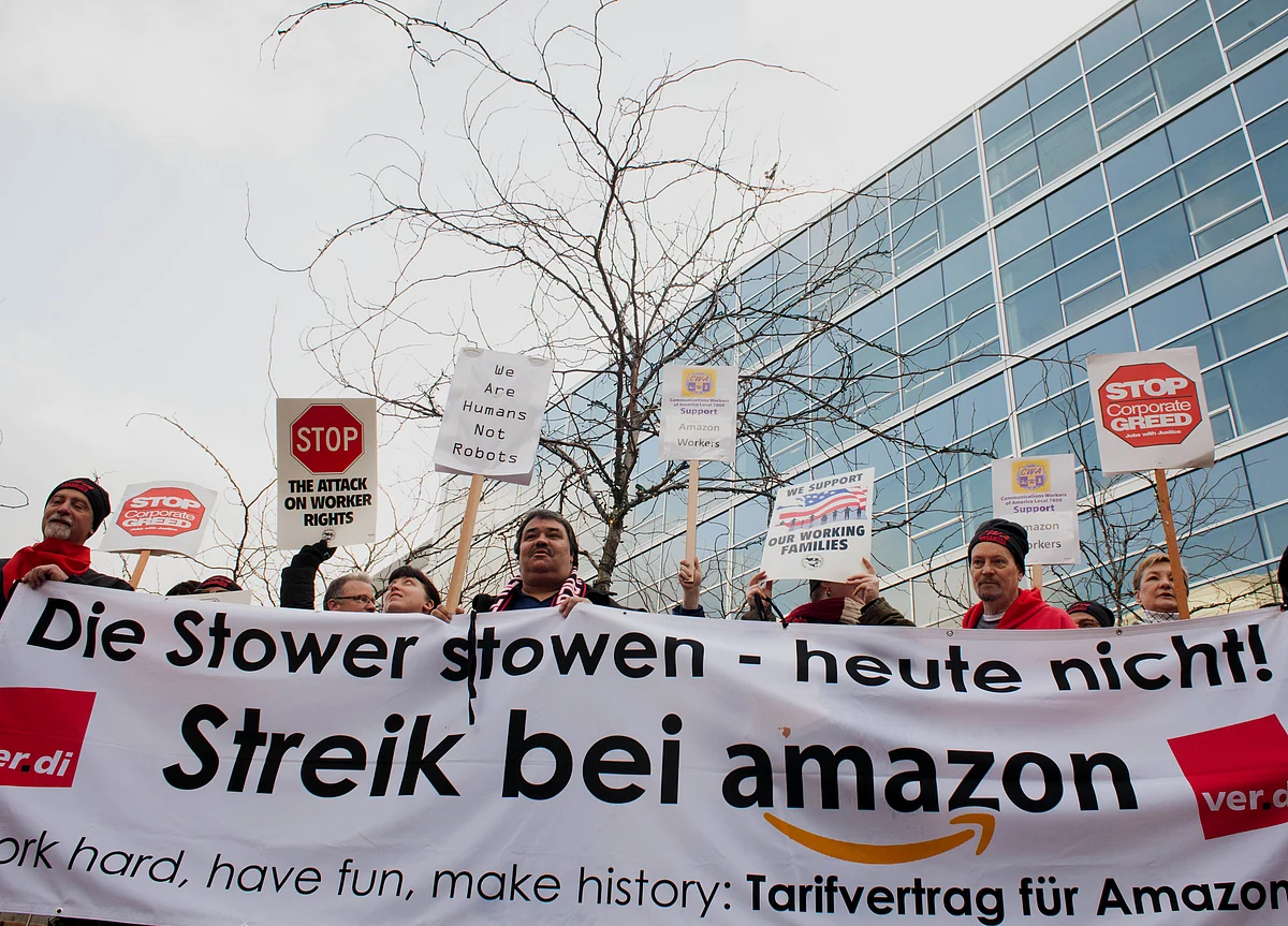 Amazon Warehouse Workers Protest in Europe on Black Friday