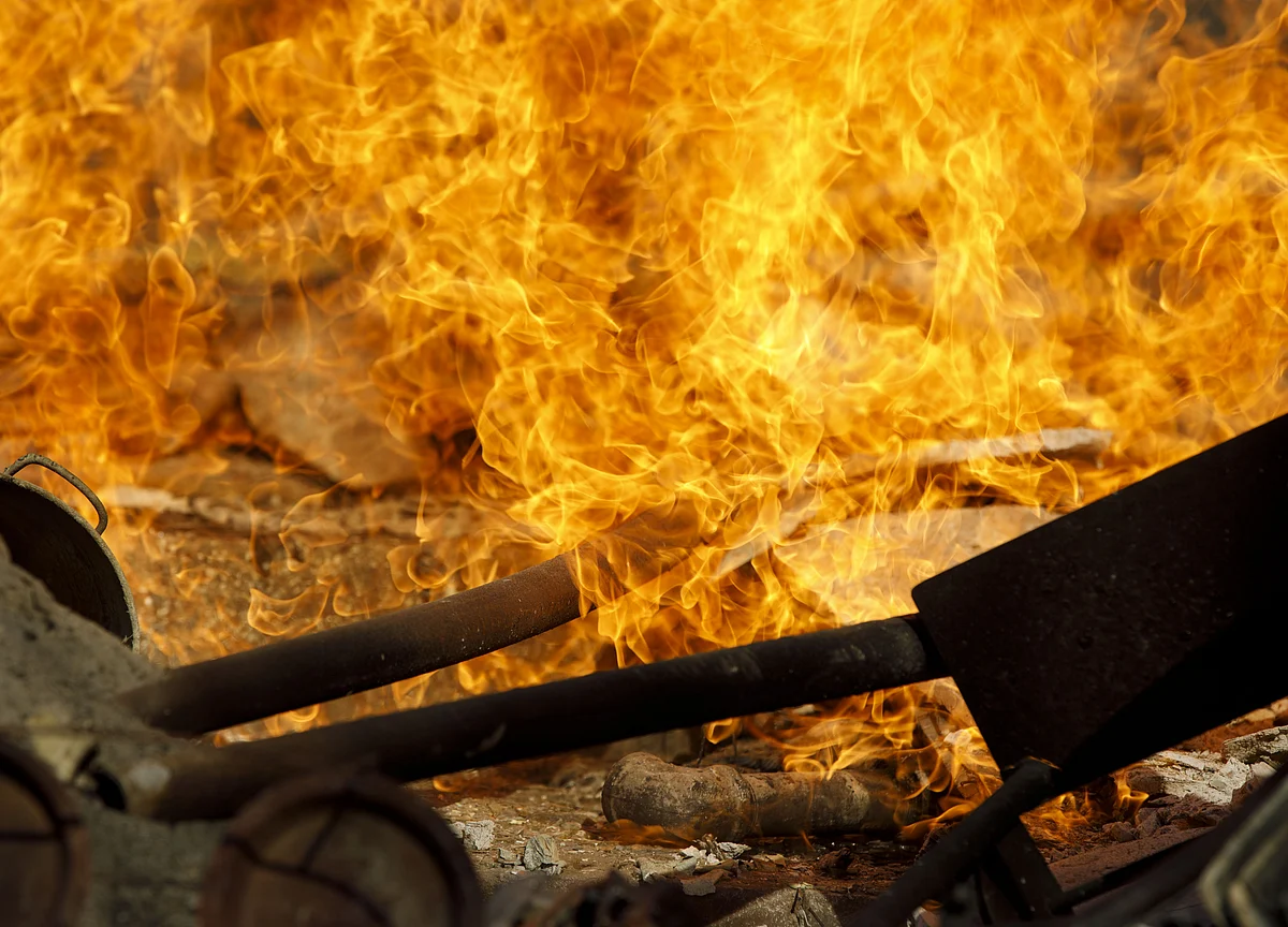 Fierce California Winds Provide No Relief From Fires