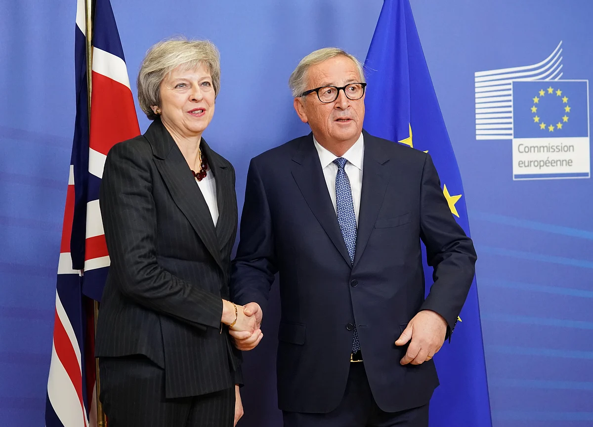 How EU Surprised Capitals and Helped May Cross the Brexit Line