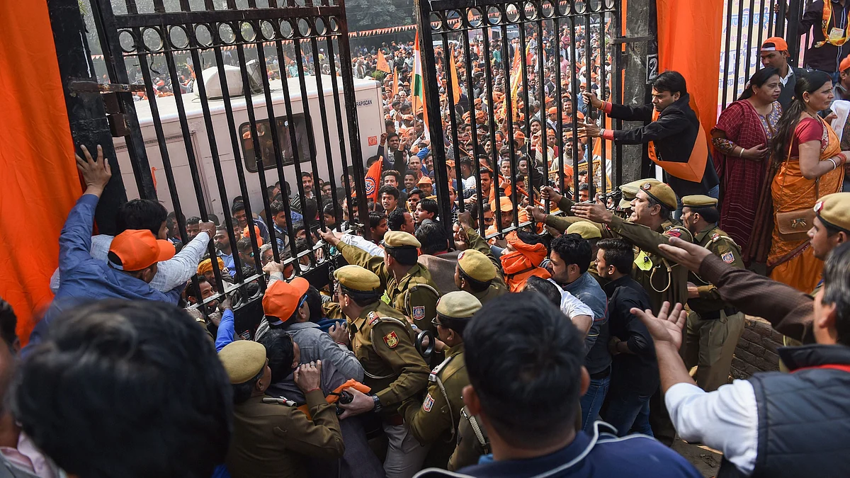 Vikas Nahi, Ram Mandir Chahiye: Supporters at VHP’s Delhi Rally
