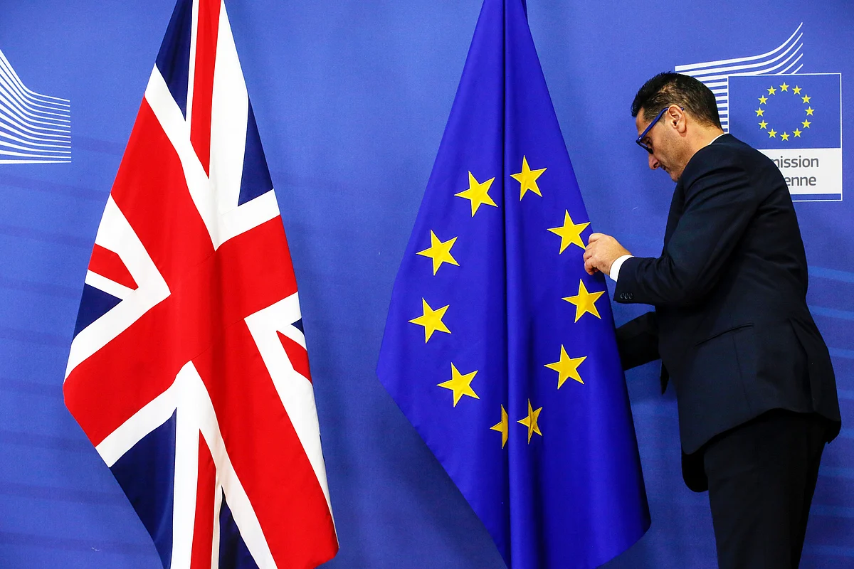 Brexit Opponents Get EU Court Boost as May Said to Pull Vote
