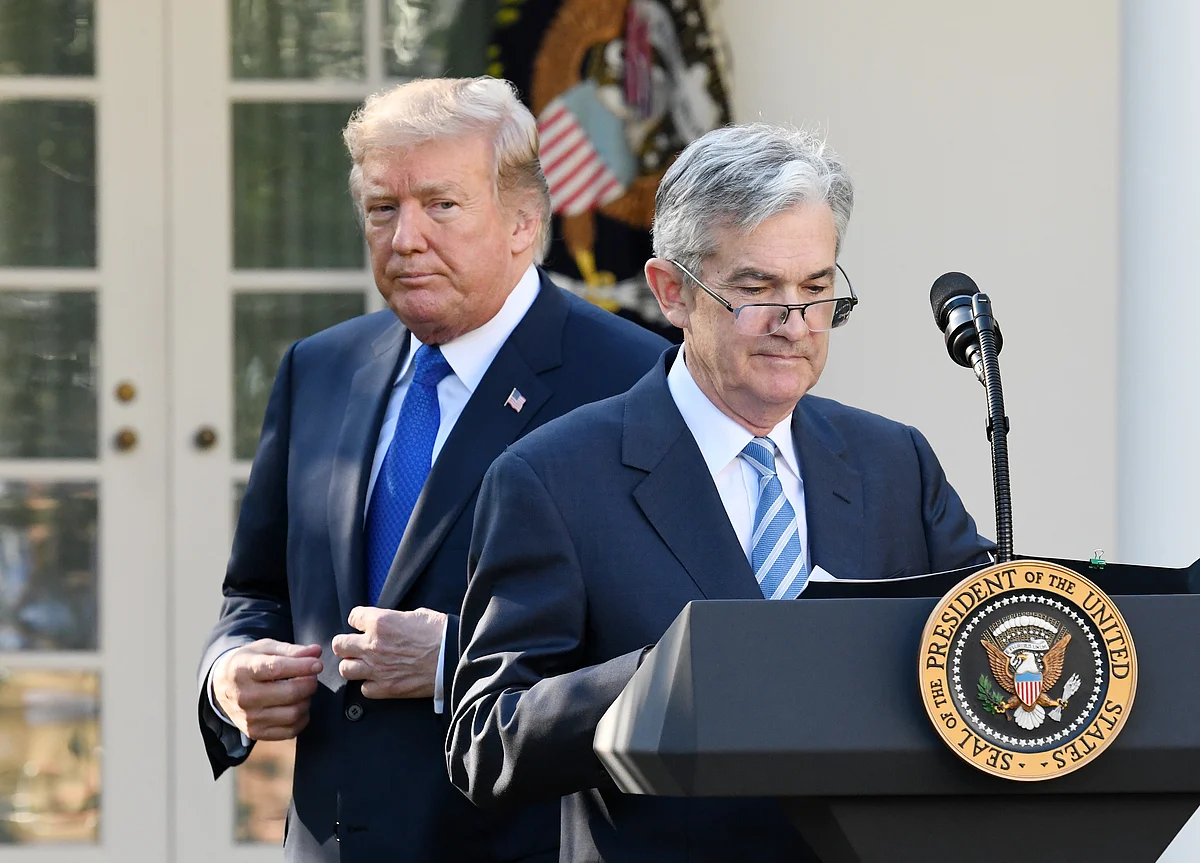 Trump Urges Steep Fed Rate Cut as Central Bankers Hold Meeting