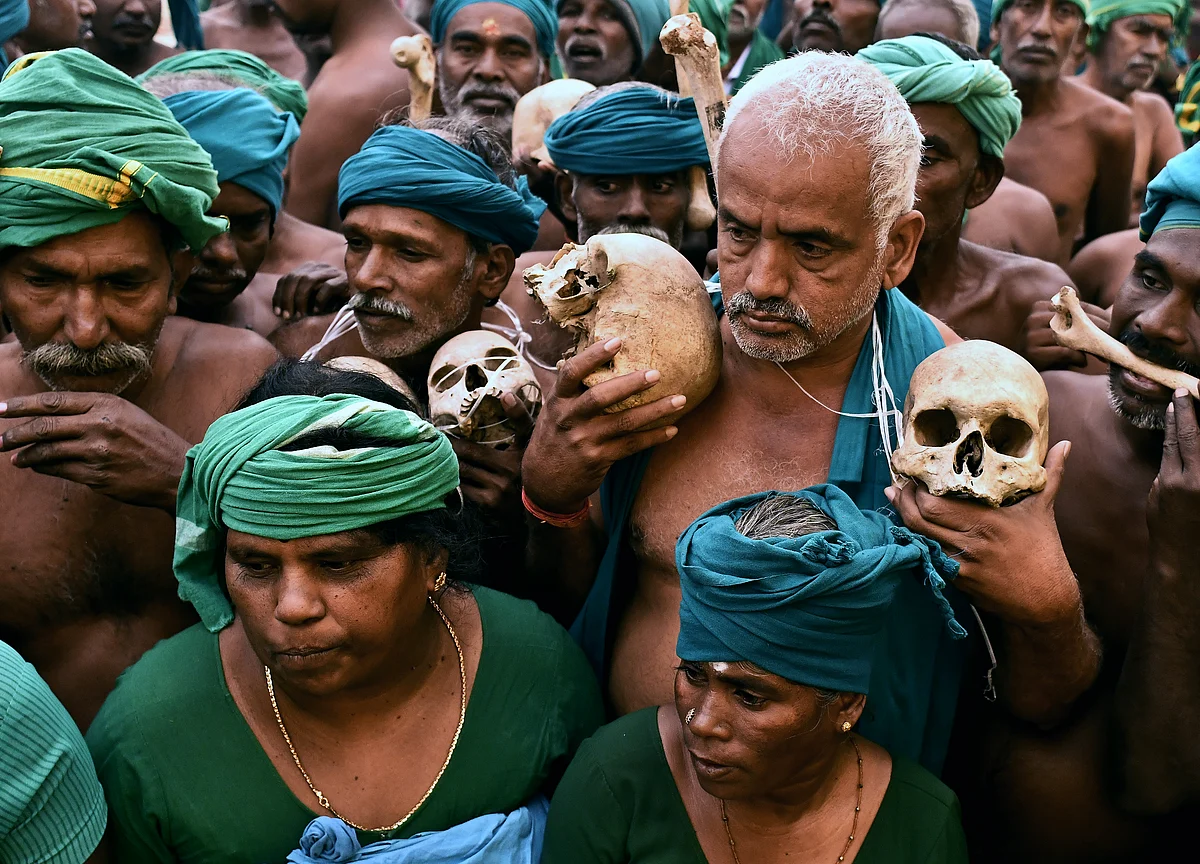 Modi's Pledge on Farm Income Wilts as India Crop Prices Drop