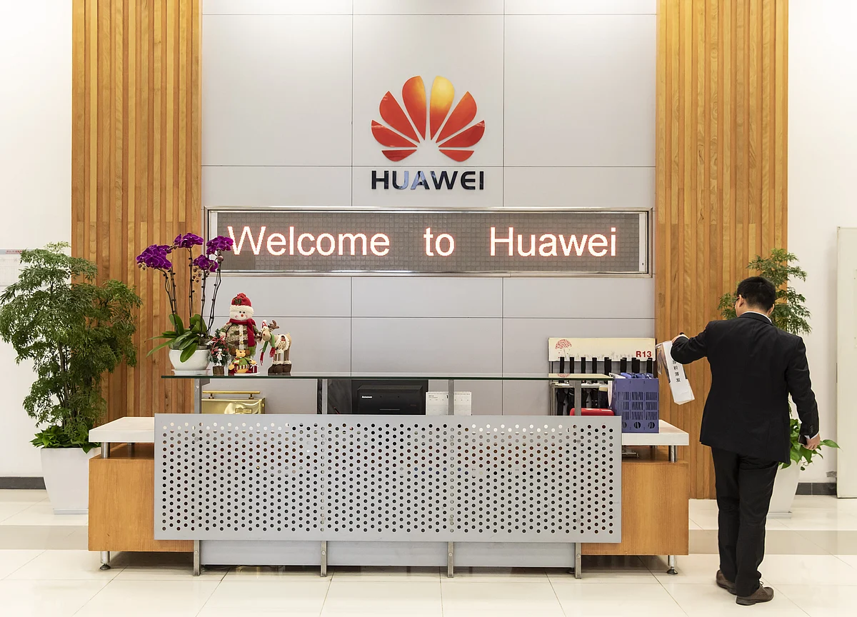 Huawei Woos U.K. Establishment Allies as Ban Fears Still Loom