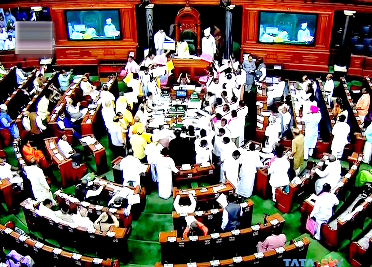 Should There Be A Minimum Educational Qualification To Contest Polls?
