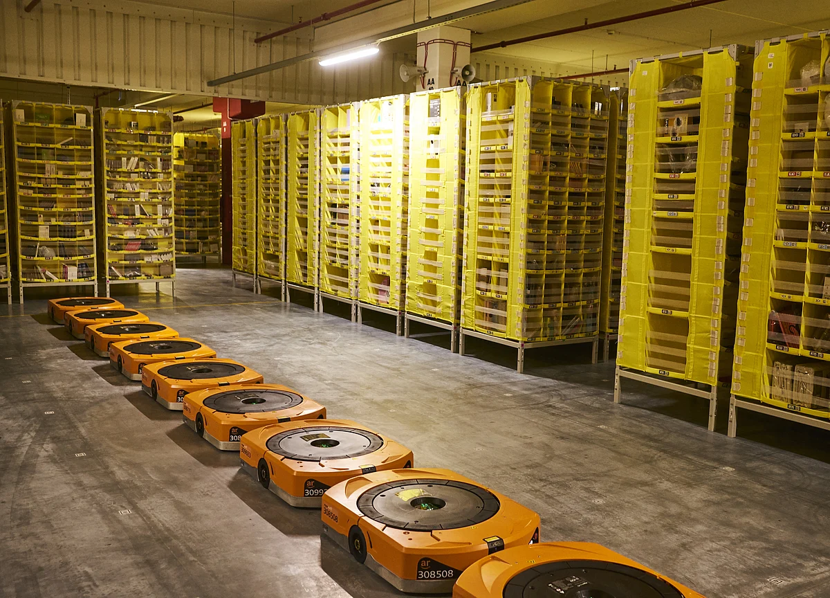 Amazon Starts Testing ‘Scout’ Delivery Robots Near Seattle