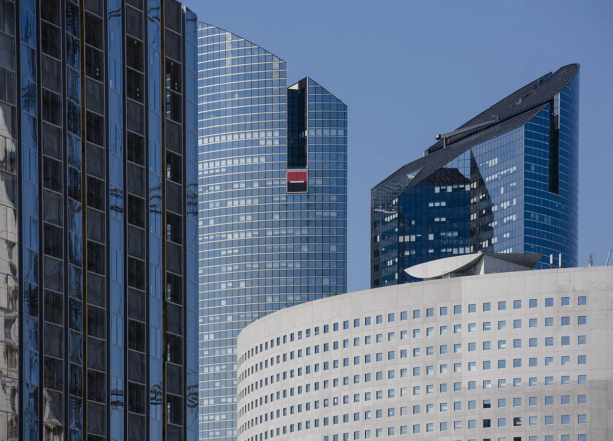 SocGen Considers Shutting $4.7 Billion Prop-Trading Unit