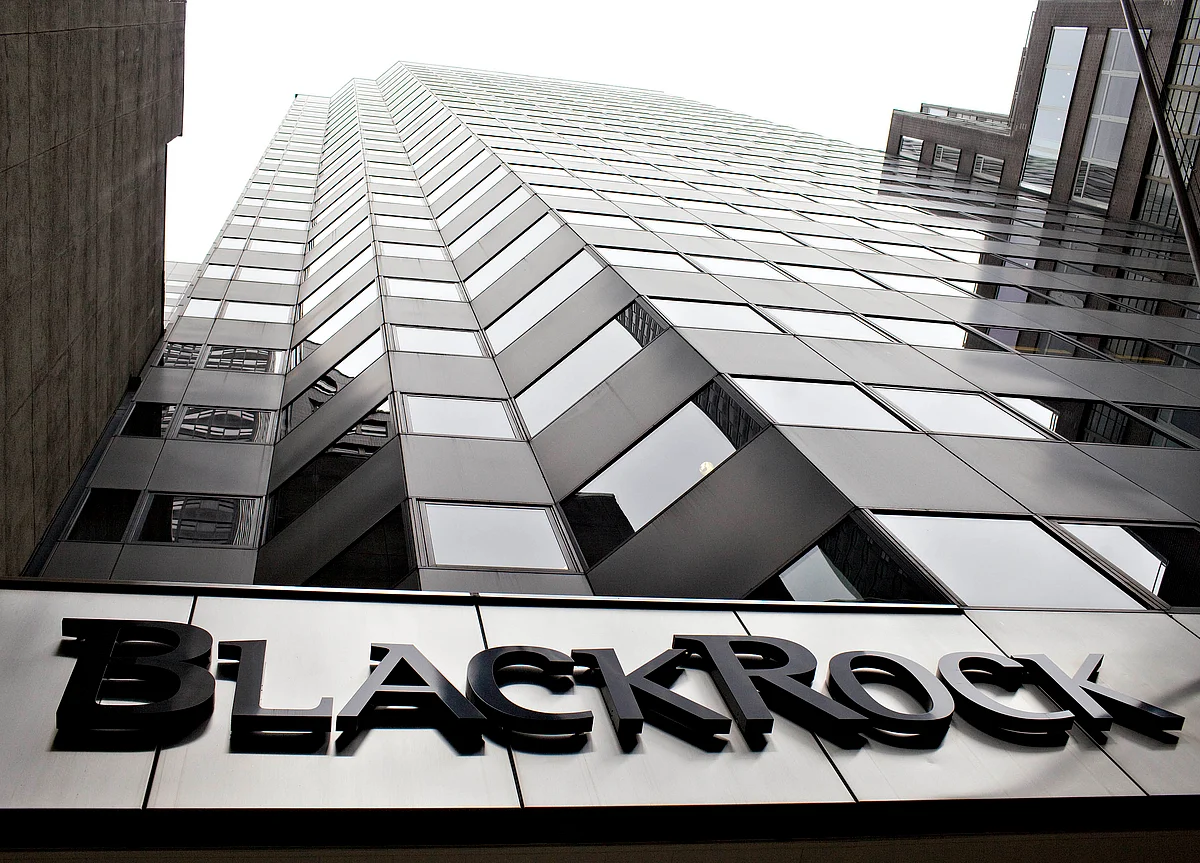 In Top M&A Deals, BlackRock, Vanguard Are Always on Both Sides