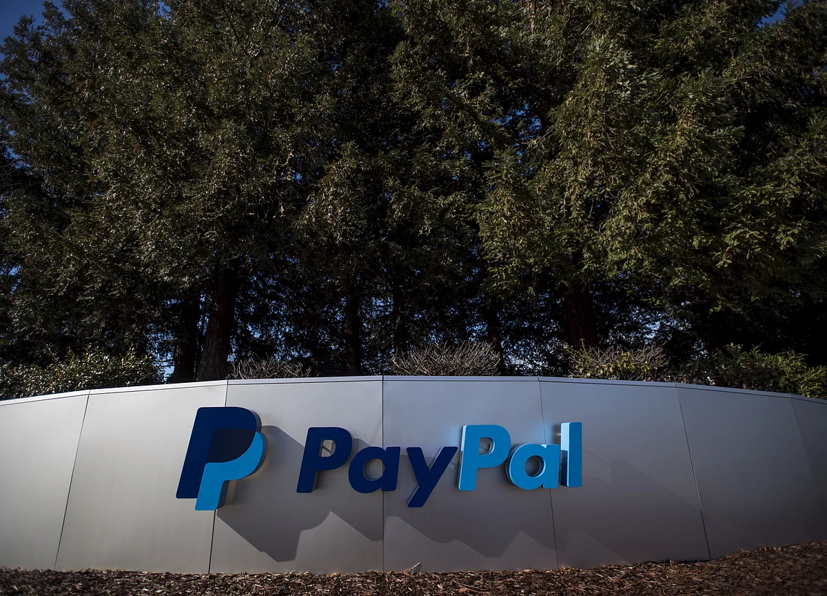 Delhi High Court Seeks RBI Response On PIL Claiming PayPal Operating Illegally In India