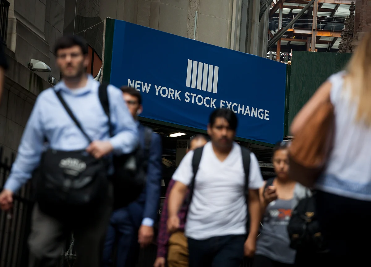 Stocks Rise on Signs of Easing U.S.-China Tensions: Markets Wrap