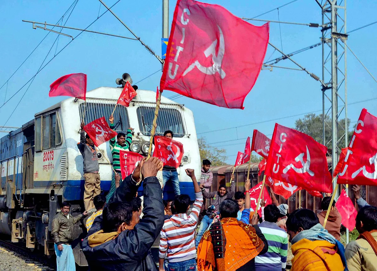 Bharat Bandh: Trade Union Strike Evokes Mixed Response on Day 2