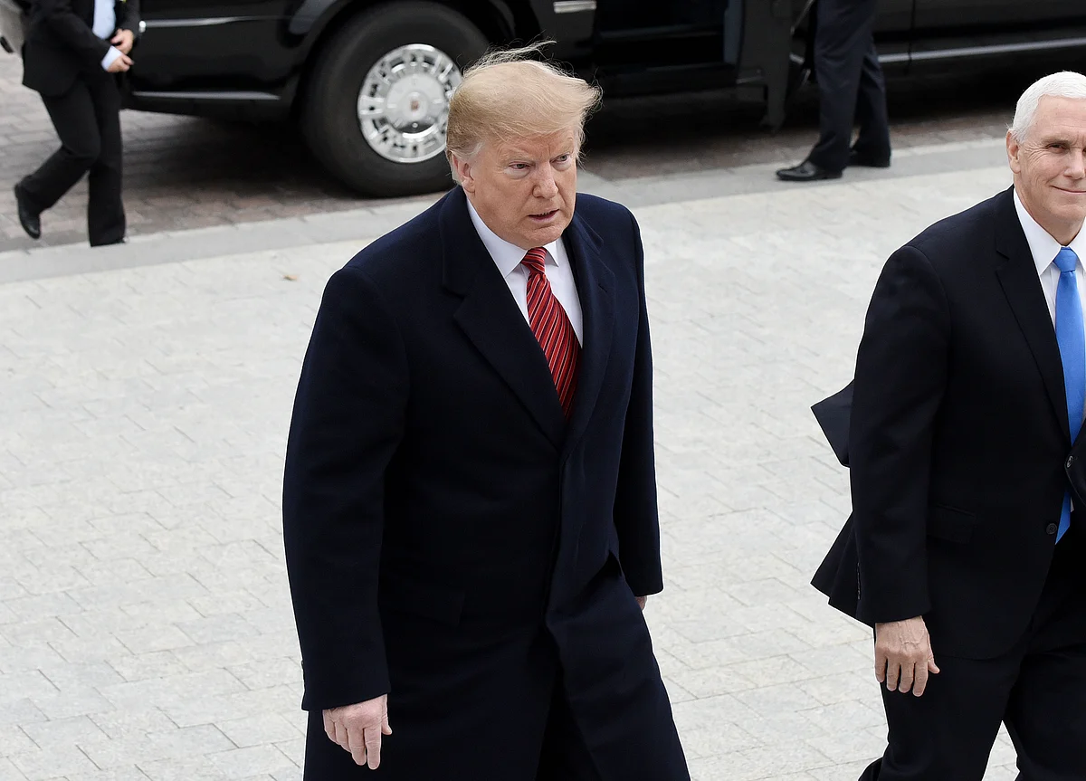 Trump Storms Out of Lawmaker Meeting as Shutdown Talks Collapse