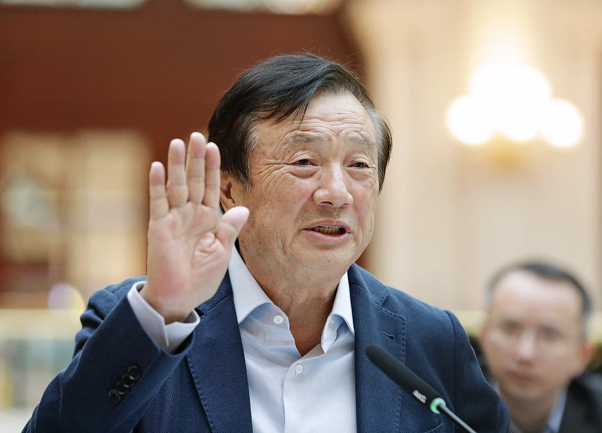Huawei’s Founder Wants an ‘Invincible Iron Army’ to Fight U.S.