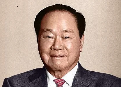 Indonesia Palm Oil Tycoon Who Built $9 Billion Empire Dies