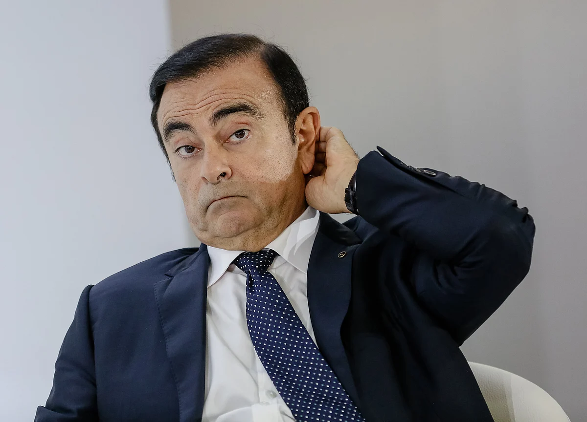 Ghosn Makes Another Bid for Bail as His Peers Fly to Davos