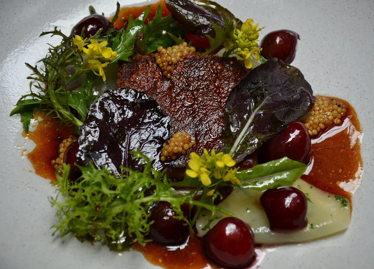 Calf Brains and Pig Snouts: U.S. Embraces Nose-to-Tail Menus