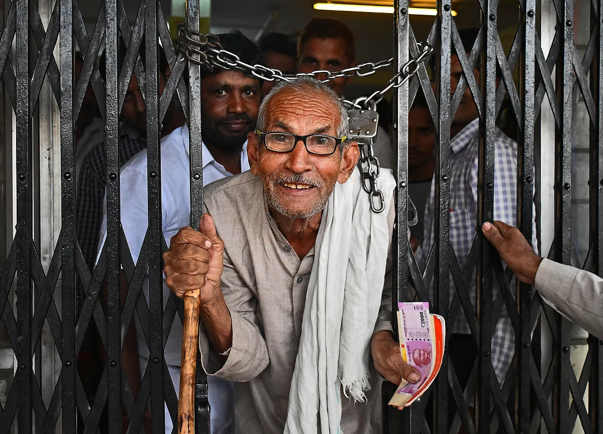 Aadhaar Mandatory For Getting PM-Kisan Benefits From December, Centre Informs Lok Sabha