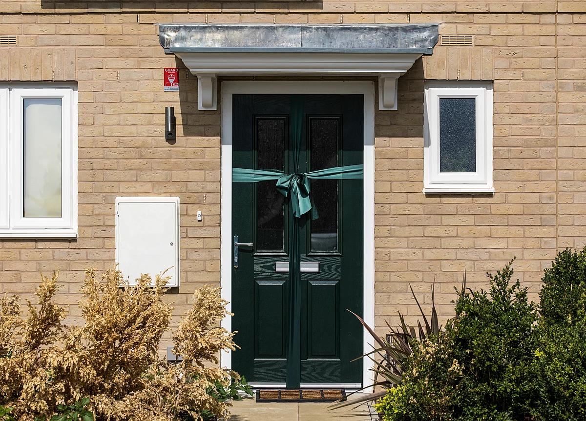 London Homeowners Test the Waters in Brexit-Hit Housing Market