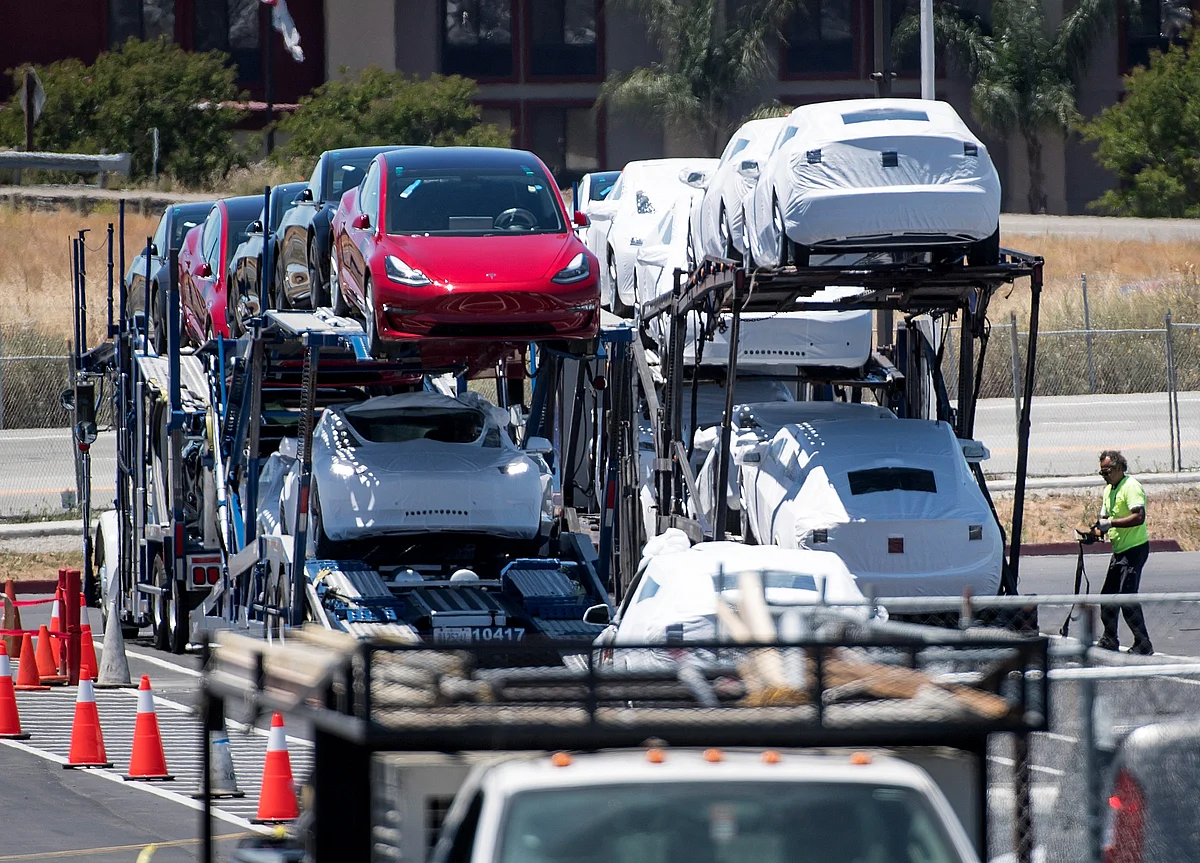 Tesla Rushes Model 3s to China Before Trade-War Truce Expires